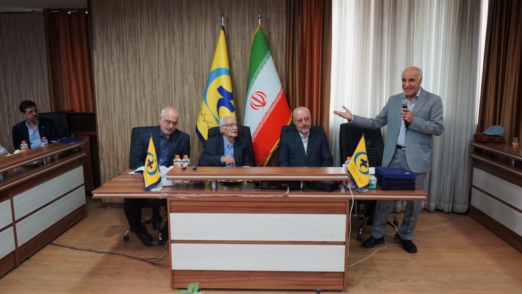 اعضای شورای مرکزی جدید در مراسم آیین اعطای اعتبارنامه و ارتقای سلامت روان سازمان نظام روانشناسی