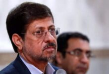 روانشناس در حال مشاوره با مراجعان – حفظ اسرار مردم توسط روانشناسان