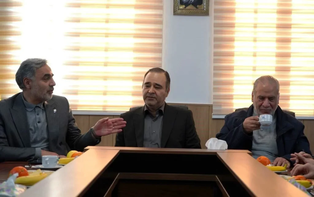 نقش دانشگاه پیام نور در توسعه تاب آوری اجتماعی جامعه.